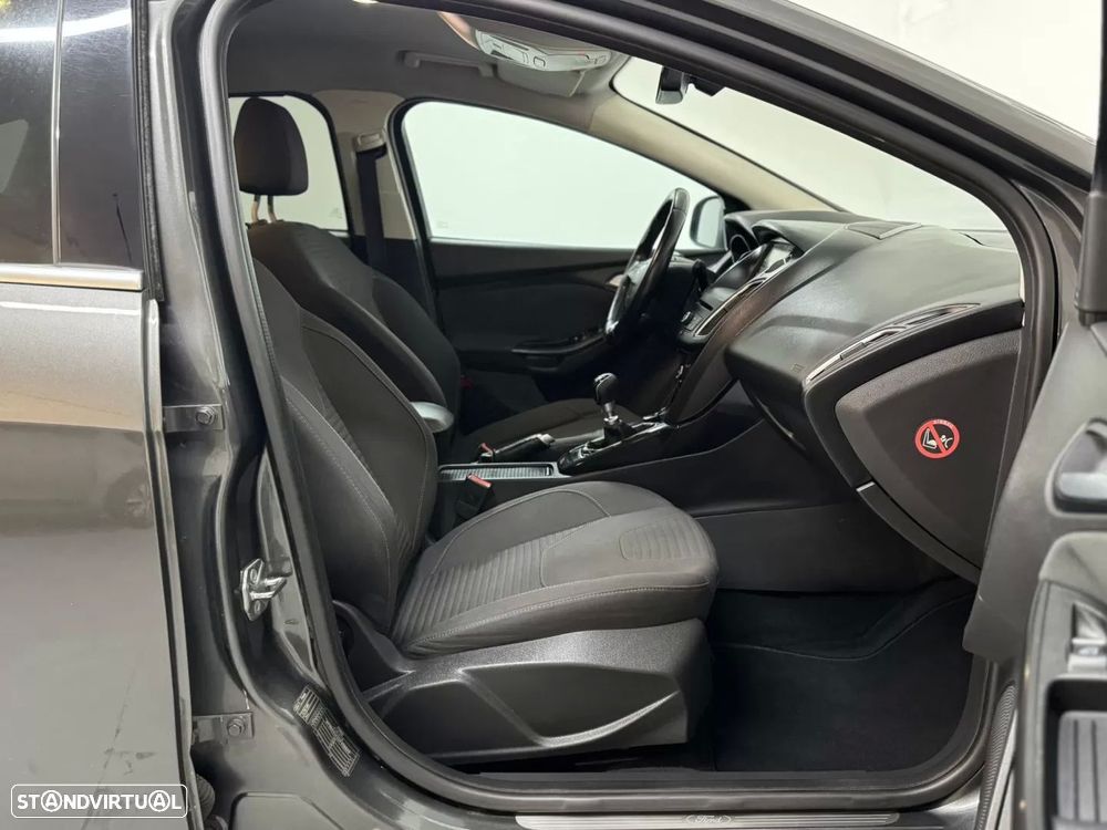 Ford Focus 1.5 TDCi Titanium - 44