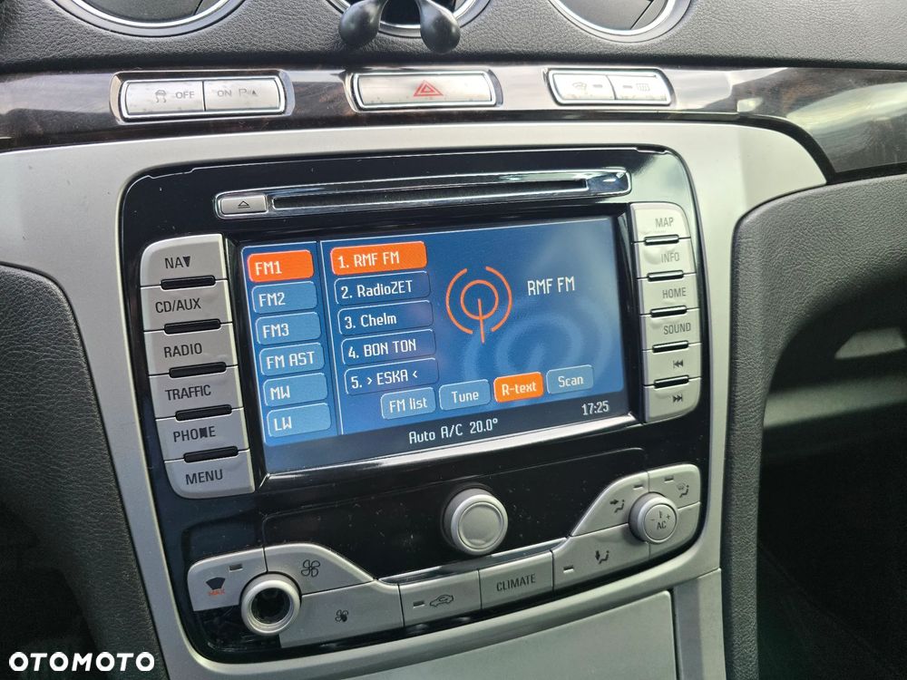 Ford Galaxy 2.2 TDCi Ghia - 12