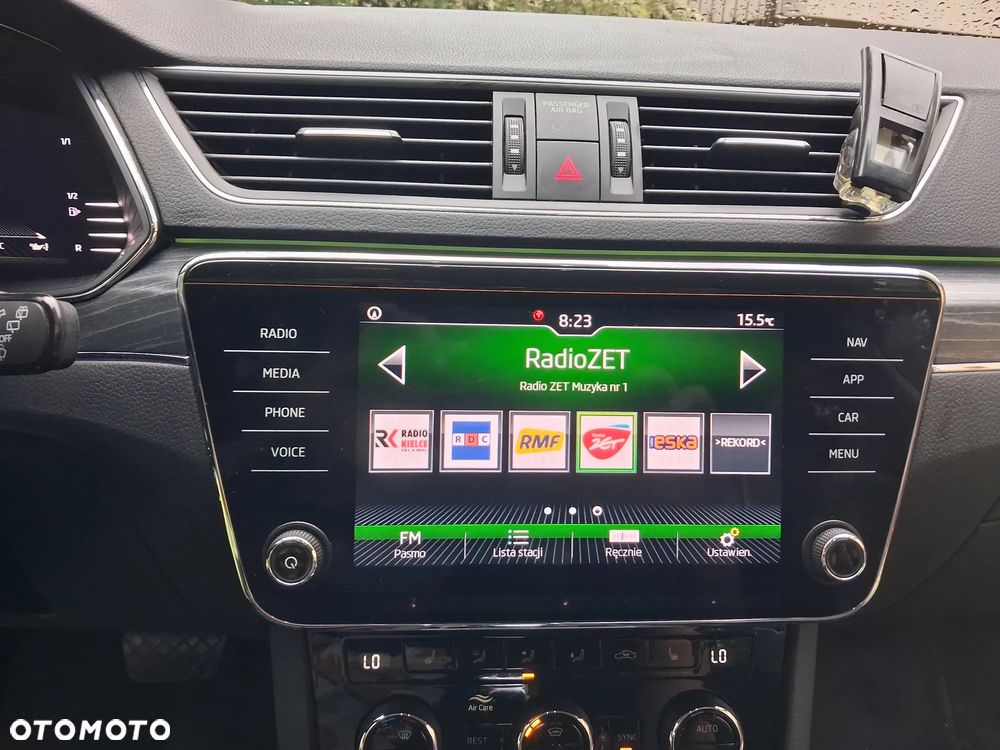 Skoda Superb 1.5 TSI ACT DSG Ambition - 28