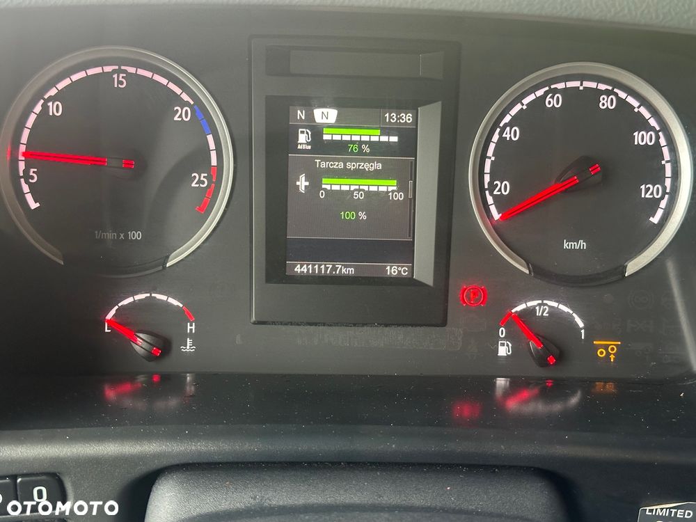 Scania / P360 / 6X2 / CHŁODNIA 7,7 m / Carrier / WINDA / - 34