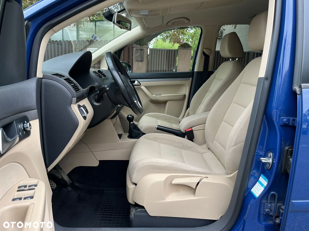 Volkswagen Touran 1.2 TSI Trendline - 9