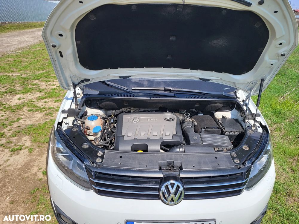 Volkswagen Touran Cross 2.0 TDI DSG - 11