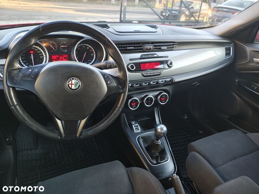 Alfa Romeo Giulietta - 7