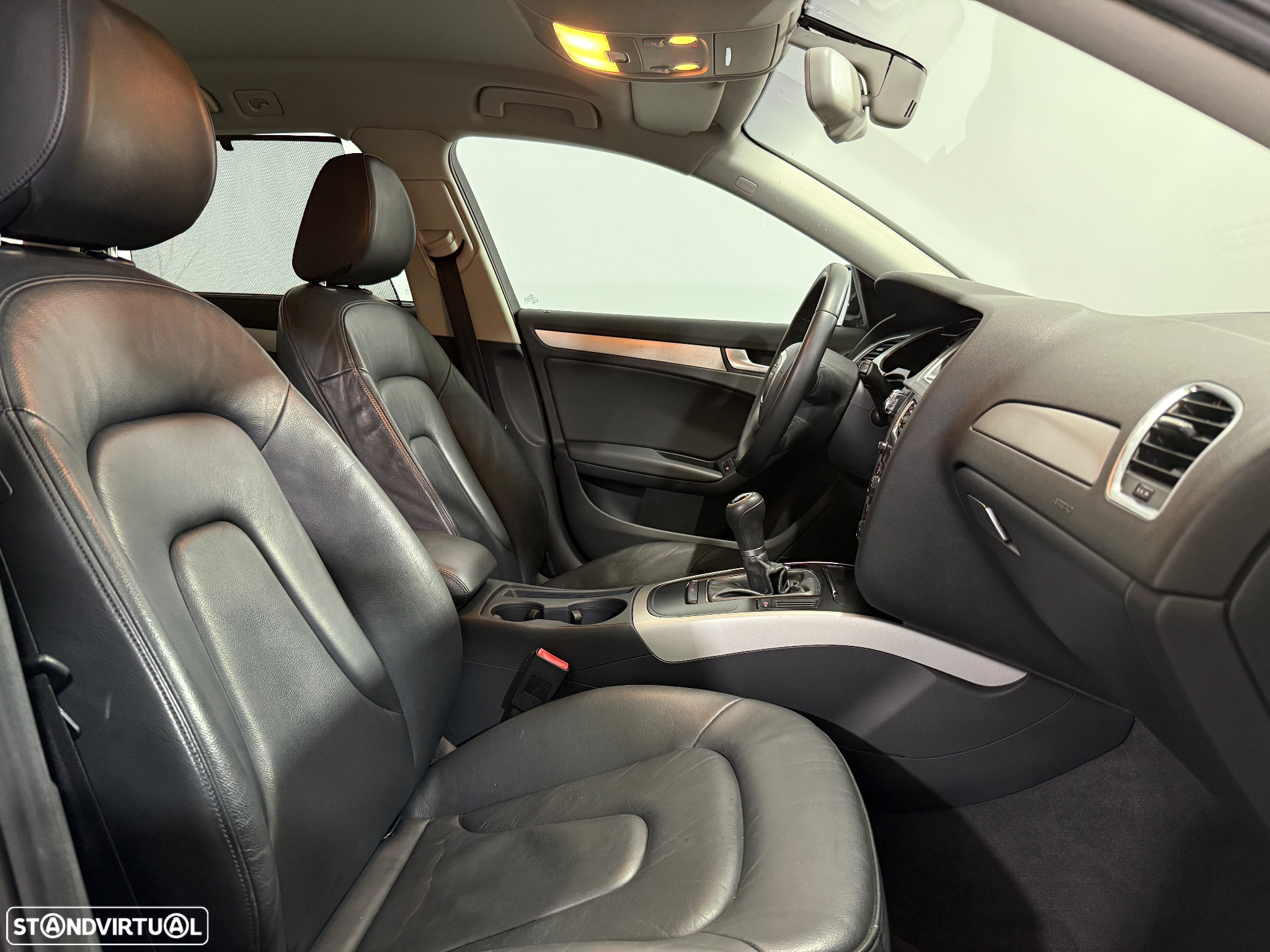 Audi A4 Avant 2.0 TDI Advance - 19