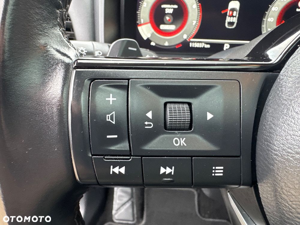 Nissan Qashqai 1.3 DIG-T N-Connecta DCT - 31
