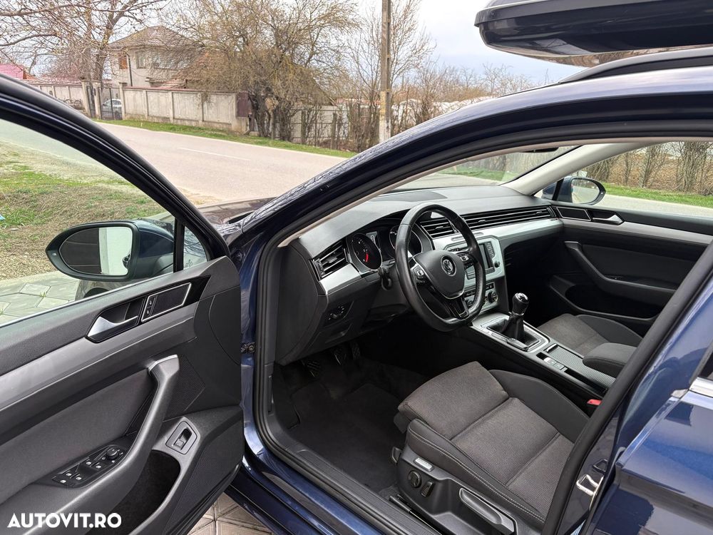 Volkswagen Passat 1.6 TDI (BlueMotion Technology) Comfortline - 15
