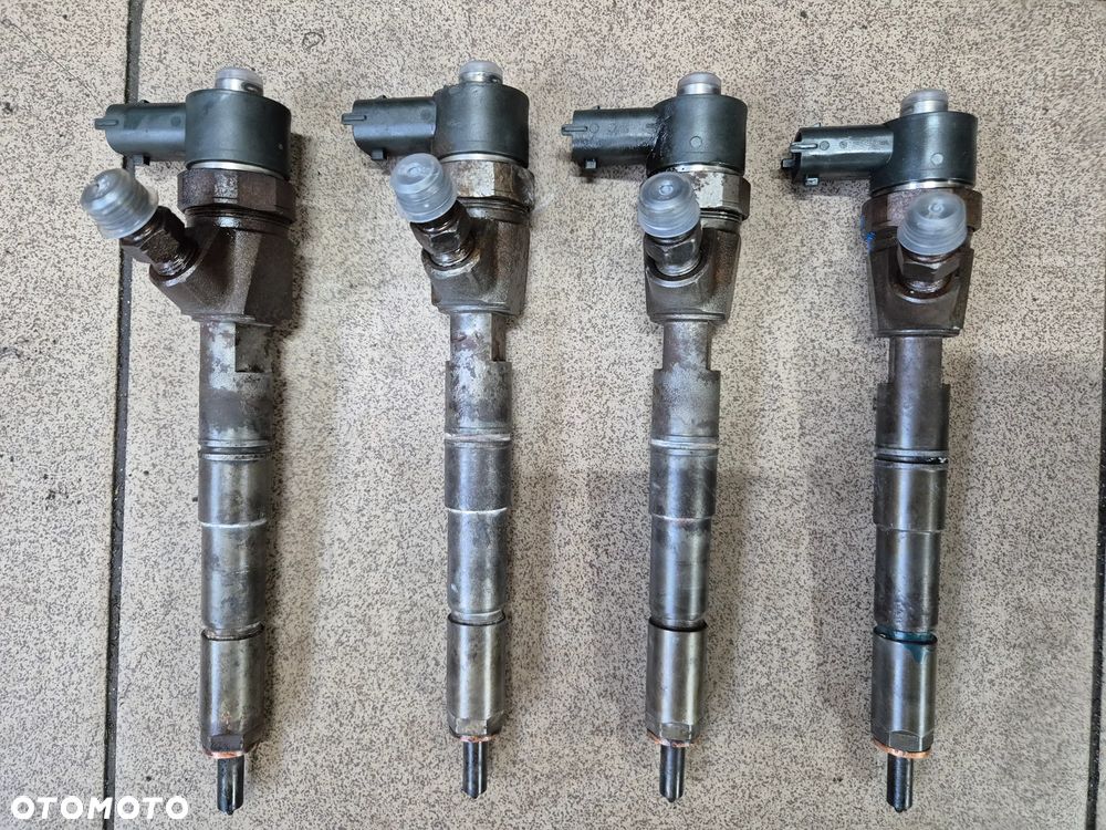 WTRYSKIWACZ WTRYSK OPEL COMBO D FIAT DOBLO 3 III 10-20r. 1.6 CDTI - 1