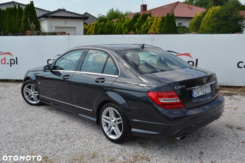 Mercedes-Benz Klasa C 180 CGI BlueEFFICIENCY SPORT EDITION - 10