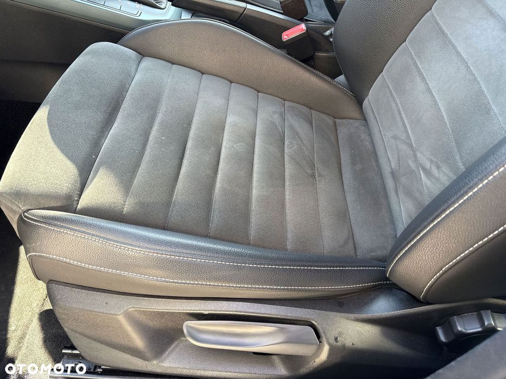 Seat Arona - 12