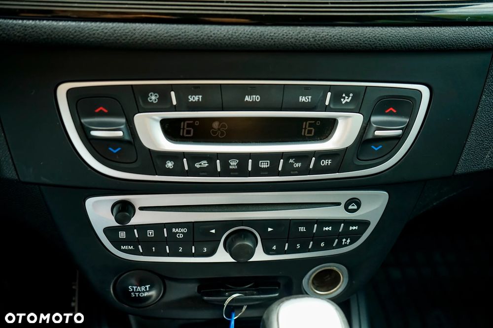 Renault Megane - 24