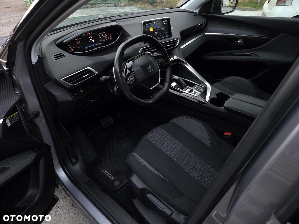 Peugeot 3008 1.2 PureTech GPF Allure S&S EAT8 - 5