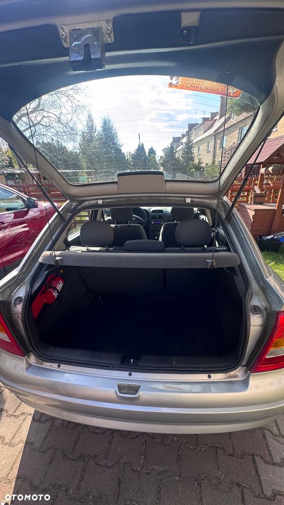 Opel Astra 1.4 - 12
