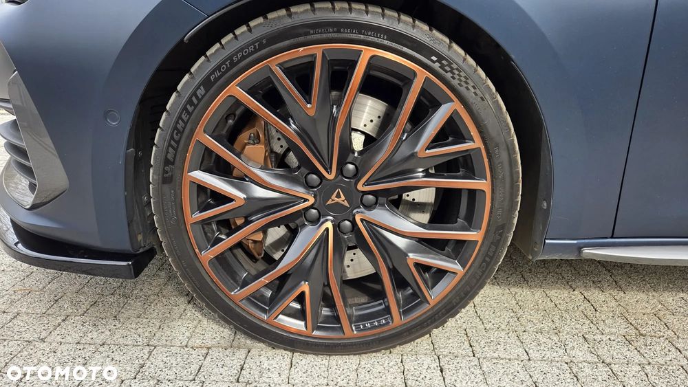 Cupra Leon Sportstourer 2.0 TSI 4Drive VZ DSG - 9