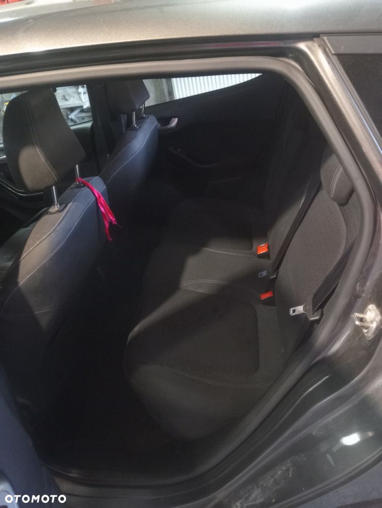 Ford Fiesta - 7