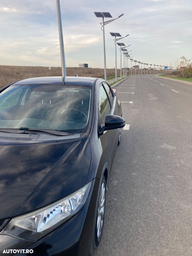 Honda Civic 1.8i Sport - 3