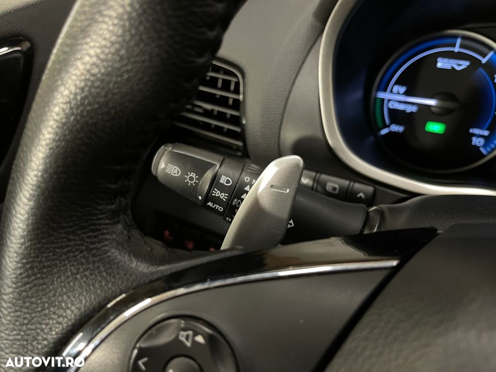 Mitsubishi Eclipse-Cross 4WD Select - 25
