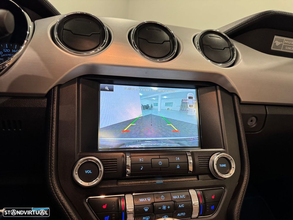 Ford Mustang 2.3i EcoBoost - 16