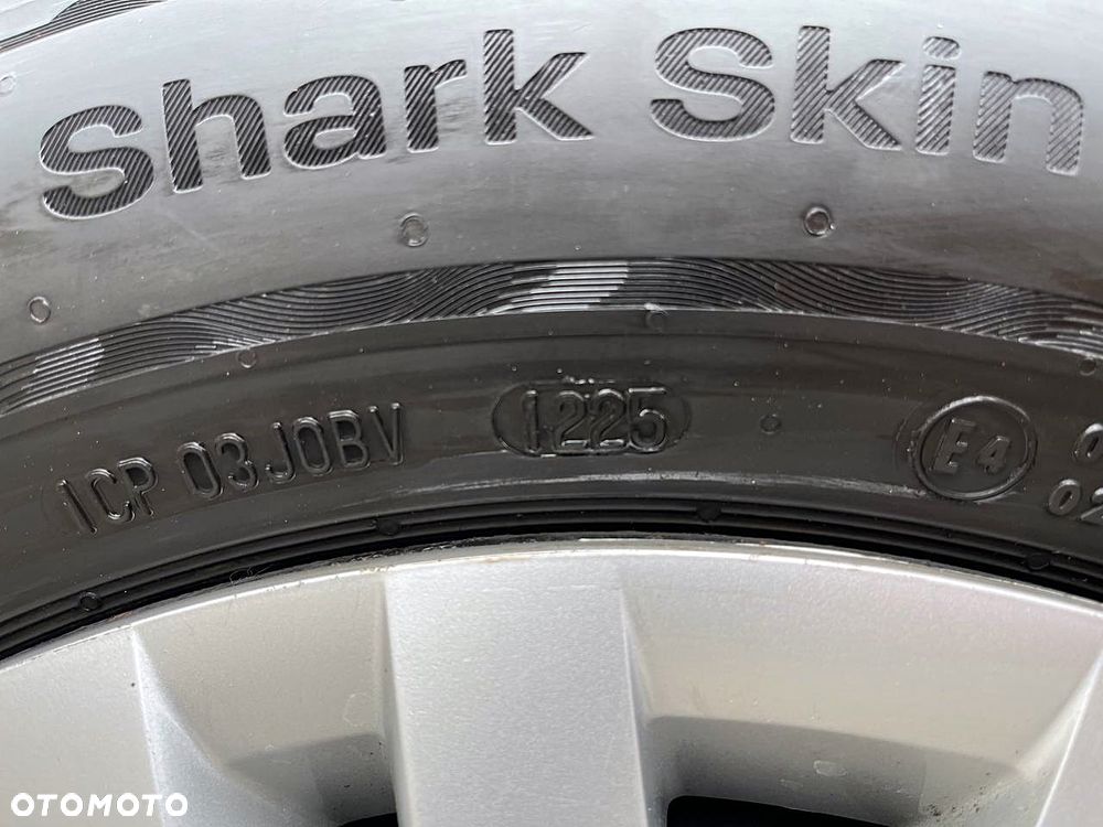 Volkswagen Caddy 2.0 TDI Highline - 26