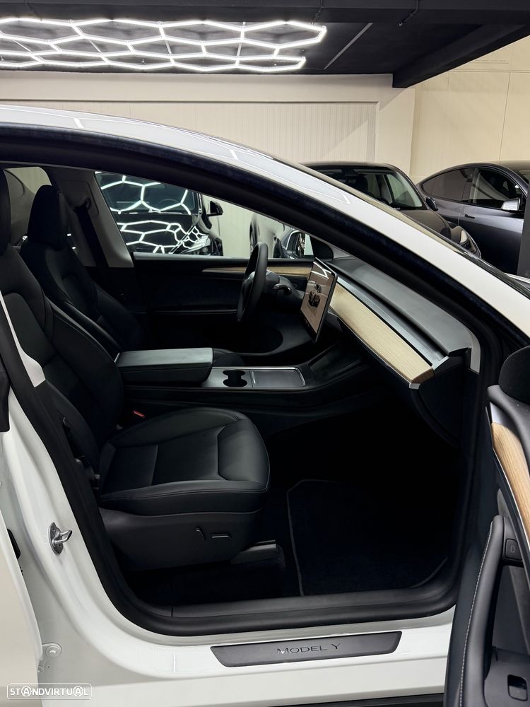 Tesla Model Y Long Range Tração Integral - 6