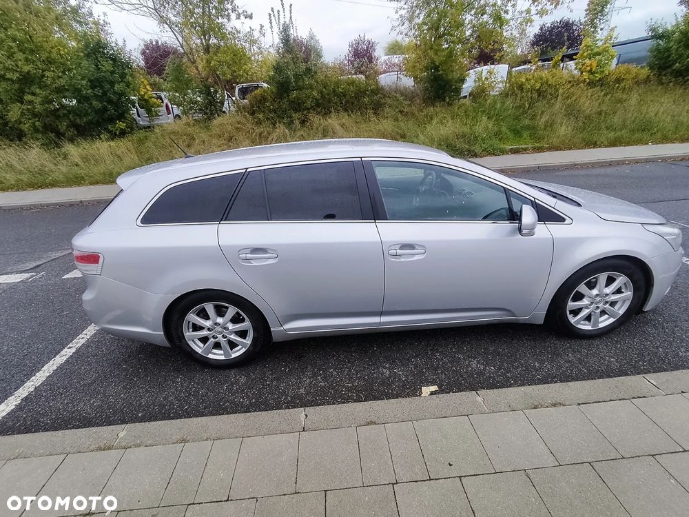 Toyota Avensis 2.0 D-4D Sol plus - 16