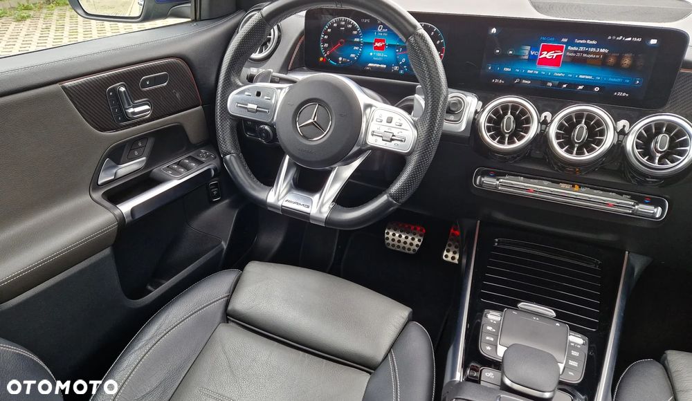 Mercedes-Benz GLB - 8