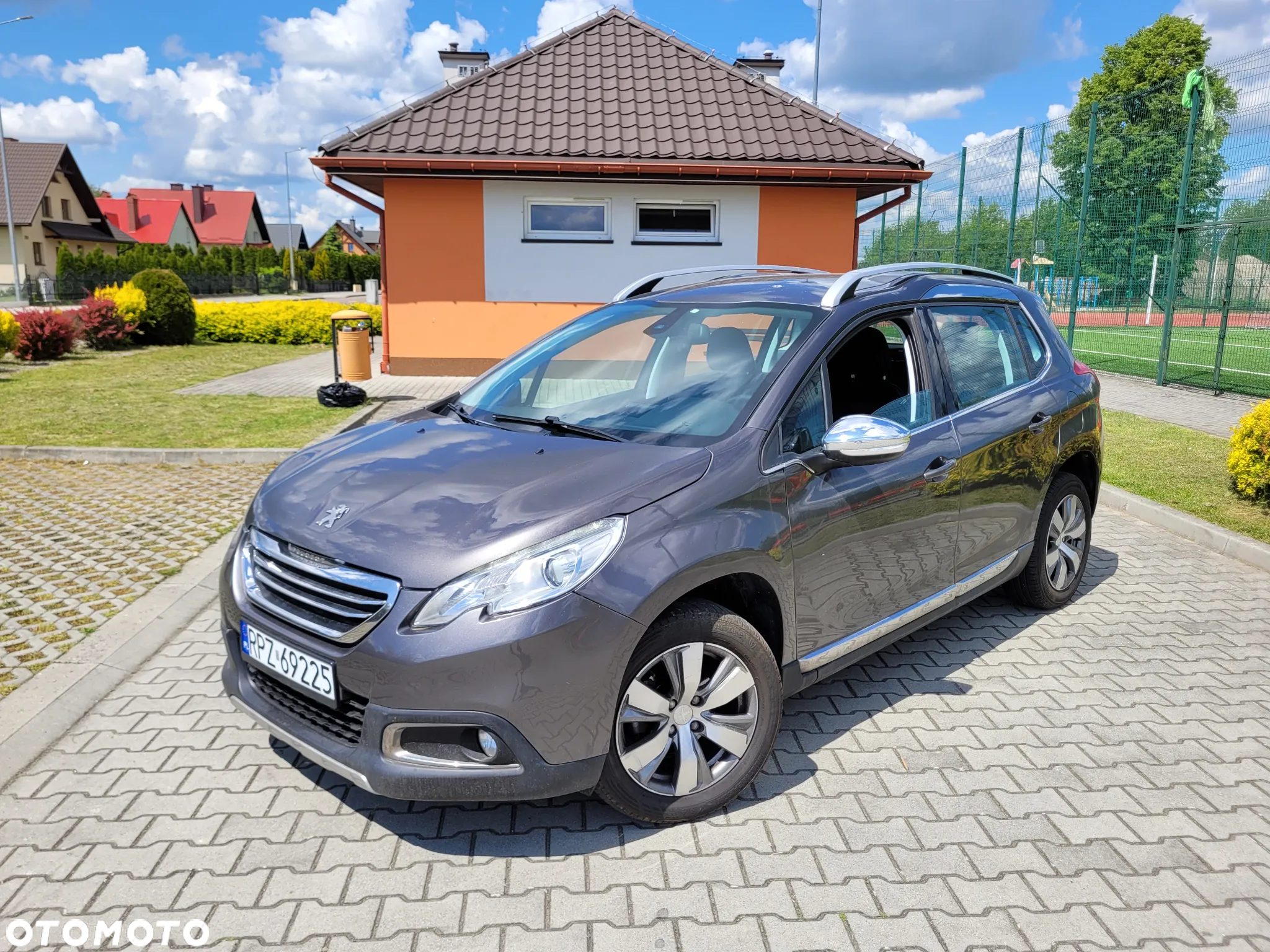 Peugeot 2008 1.6 e-HDi Active S&S - 24