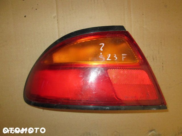 LAMPA TYLNA MAZDA 323F 94-98 LEWA - 1