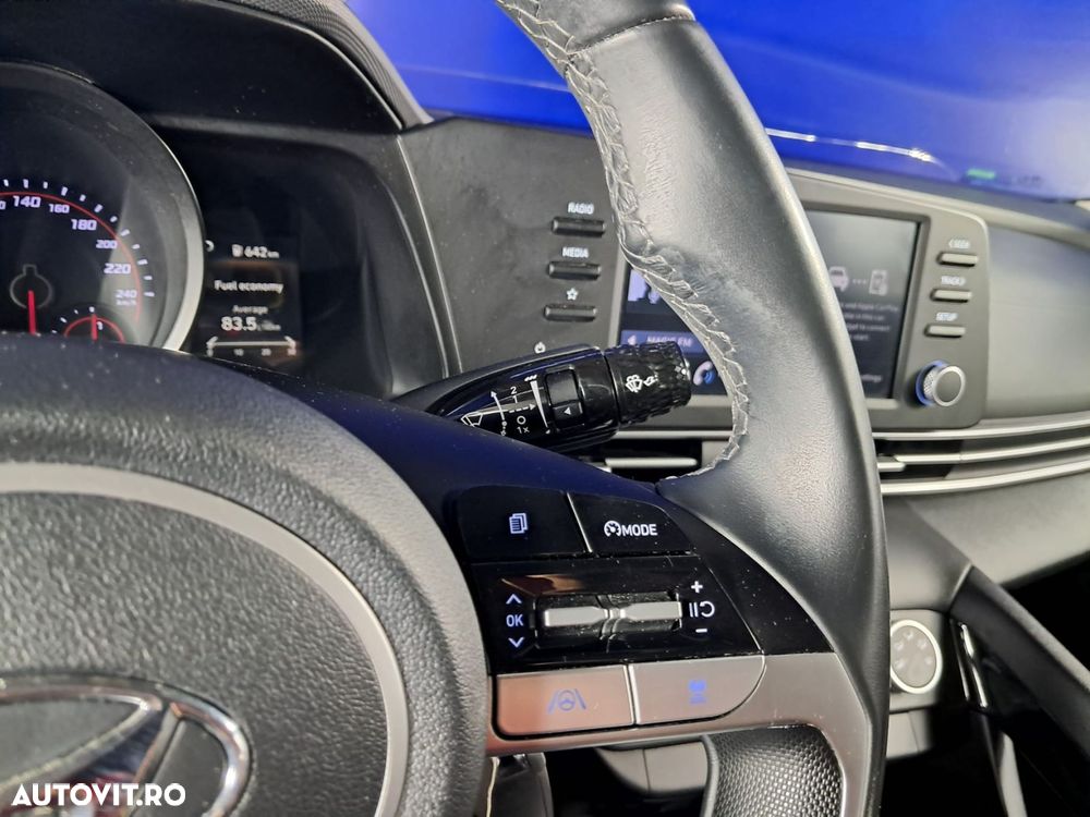 Hyundai Elantra - 15