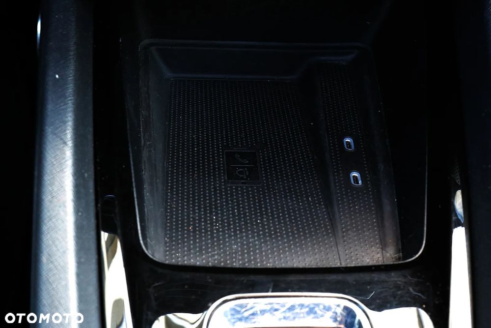Skoda Octavia 2.0 TSI DSG RS Plus - 38