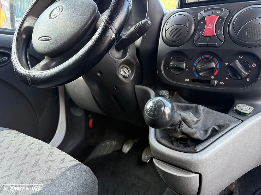 Fiat DOBLO CARGO - 8