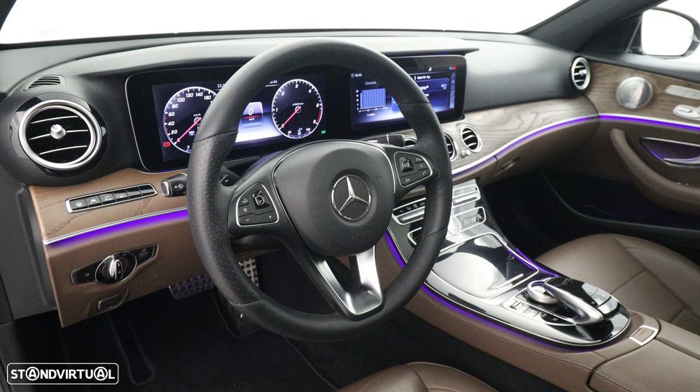 Mercedes-Benz E 220 d 4-Matic All Terrain Avantgarde - 39