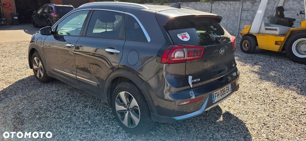 Kia Niro 1.6 GDI Plug-in Hybrid L - 14