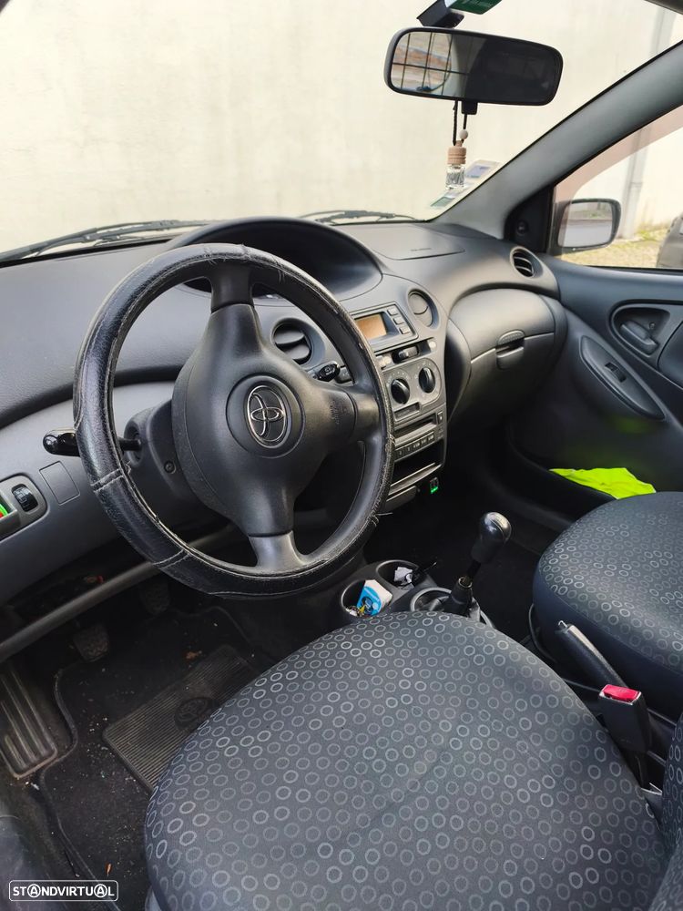 Toyota Yaris 1.4 D-4D Sol - 6