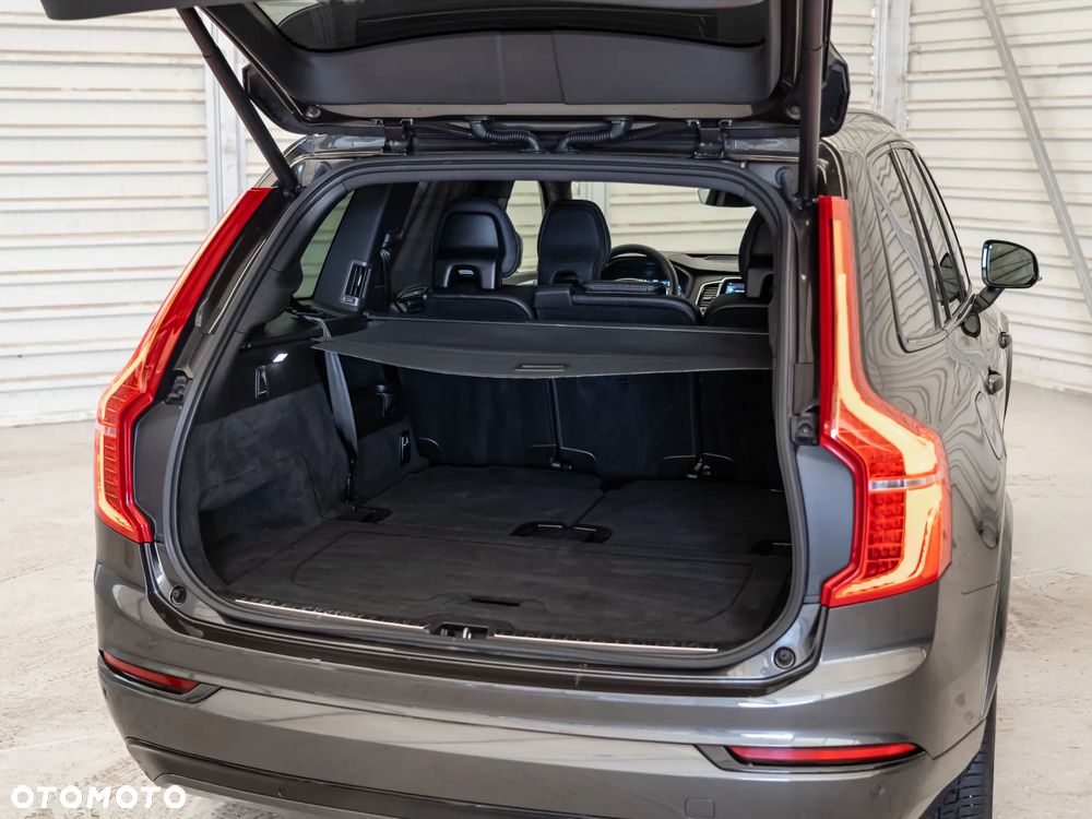 Volvo XC 90 B5 D AWD Ultimate Dark - 34