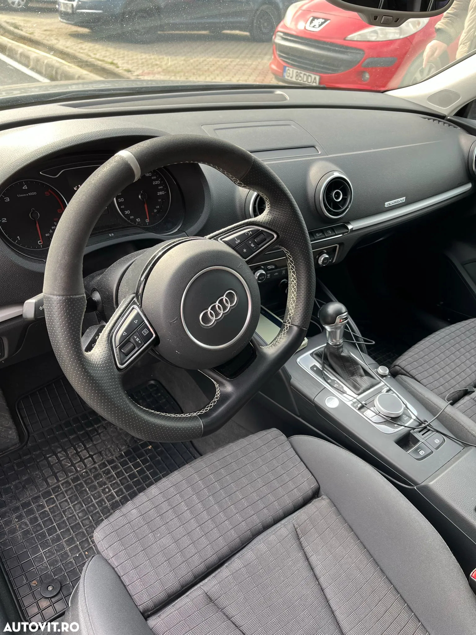 Audi A3 Sportback 2.0 TDI quattro Stronic Attraction - 5