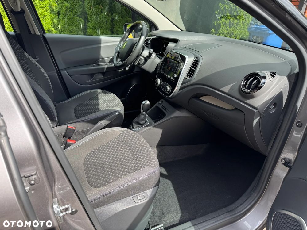 Renault Captur - 22