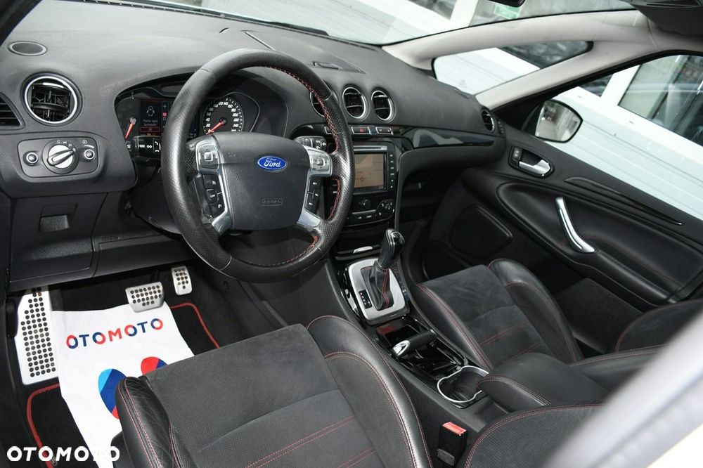 Ford S-Max - 21