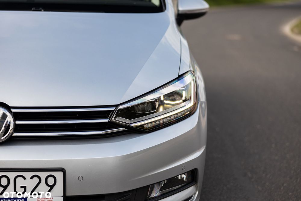 Volkswagen Touran 2.0 TDI BMT Highline DSG - 10