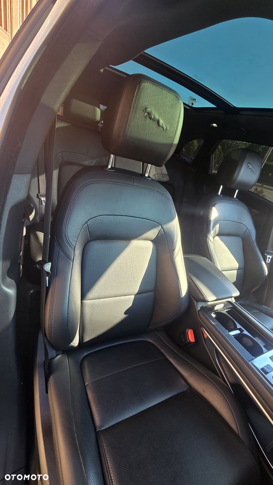 Jaguar F-Pace P250 AWD - 20