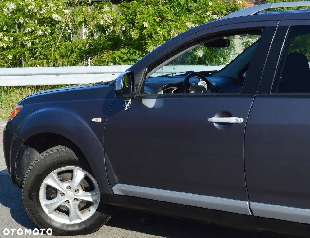 Mitsubishi Outlander - 17