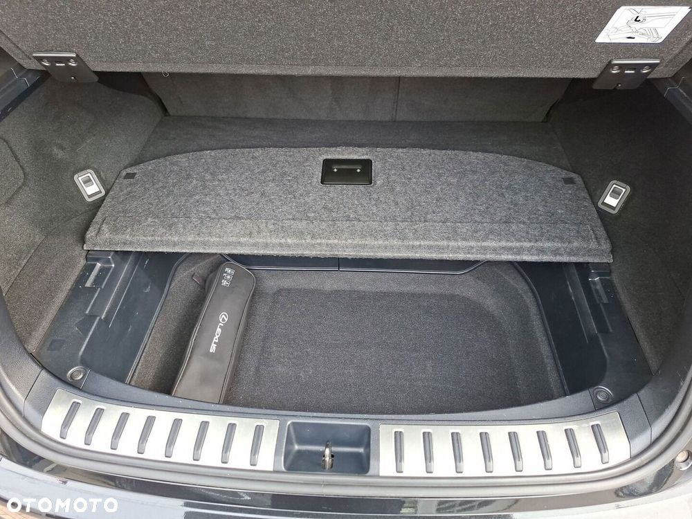 Lexus NX 300 F Impression AWD - 26