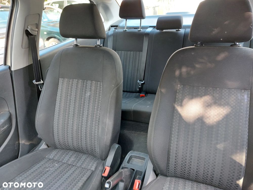 Volkswagen Polo - 20