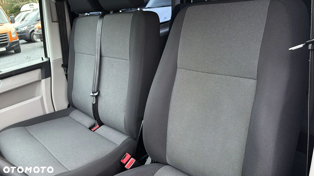 Volkswagen Transporter - 14