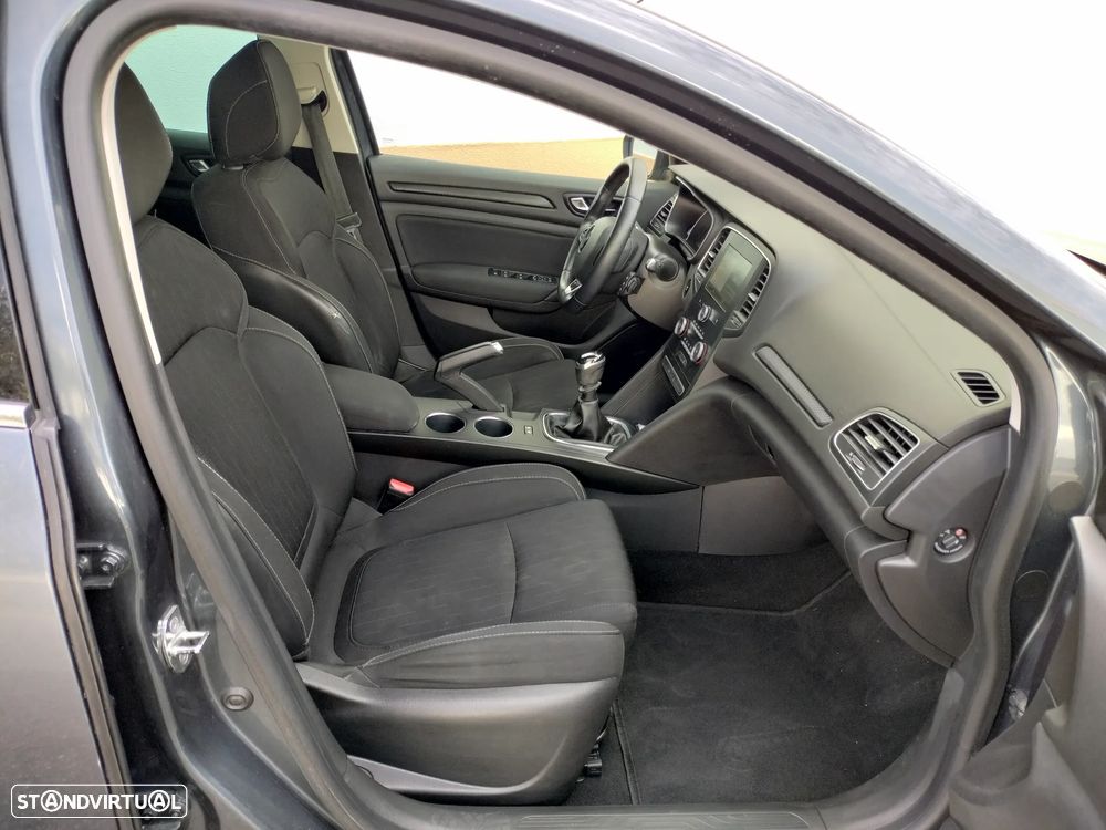 Renault Mégane 1.5 dCi Limited - 13