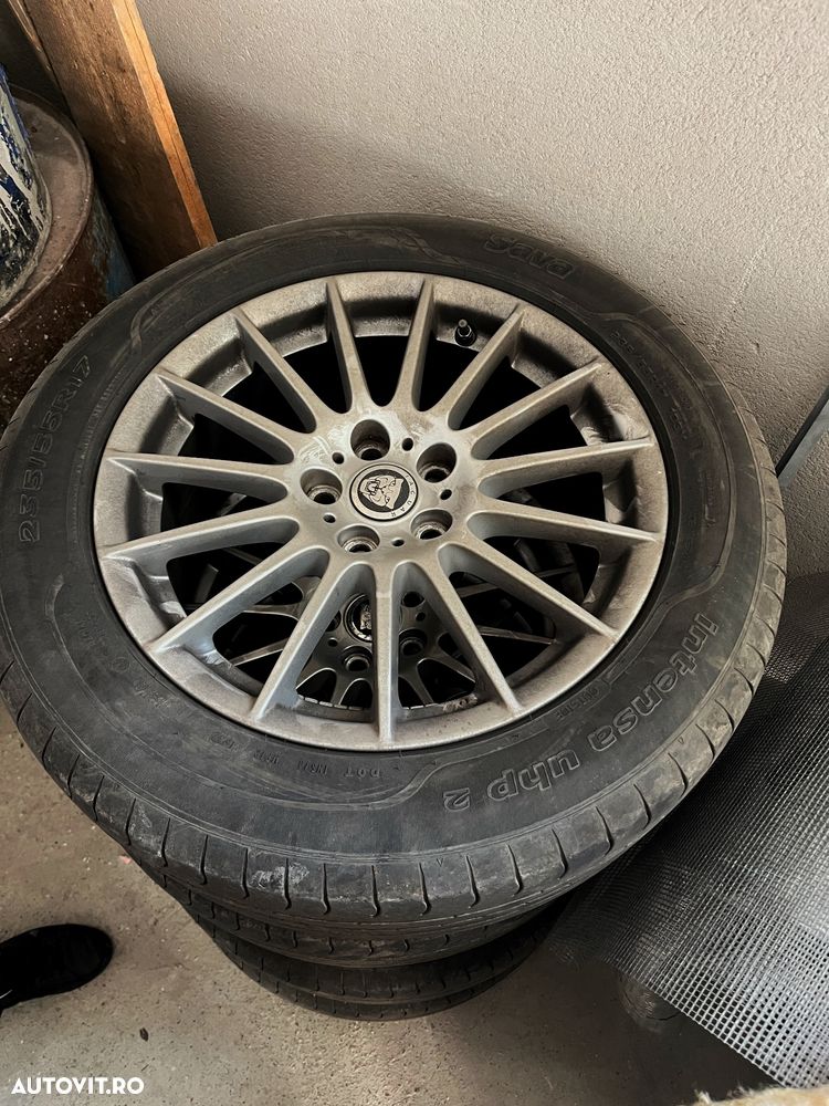 Jaguar XF 2.2 - 13