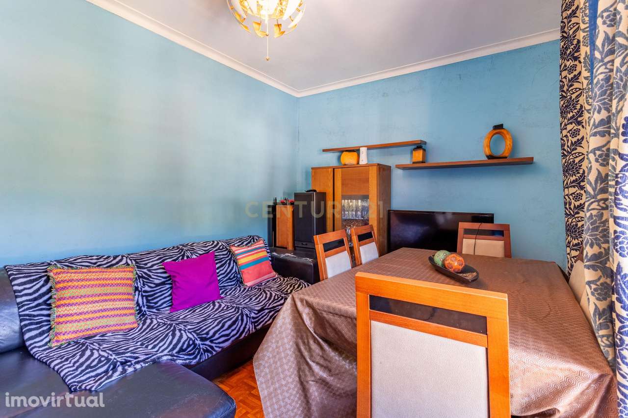 Venda conjunta 2 prédios no Catujal. - Grande imagem: 4/48