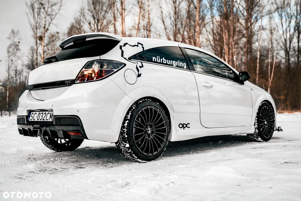 Opel Astra 2.0 T OPC - 4