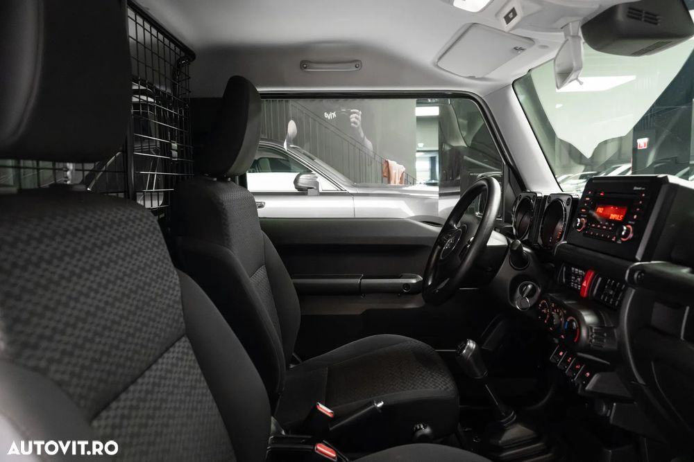 Suzuki Jimny 1.5 ALLGRIP Cool - 13