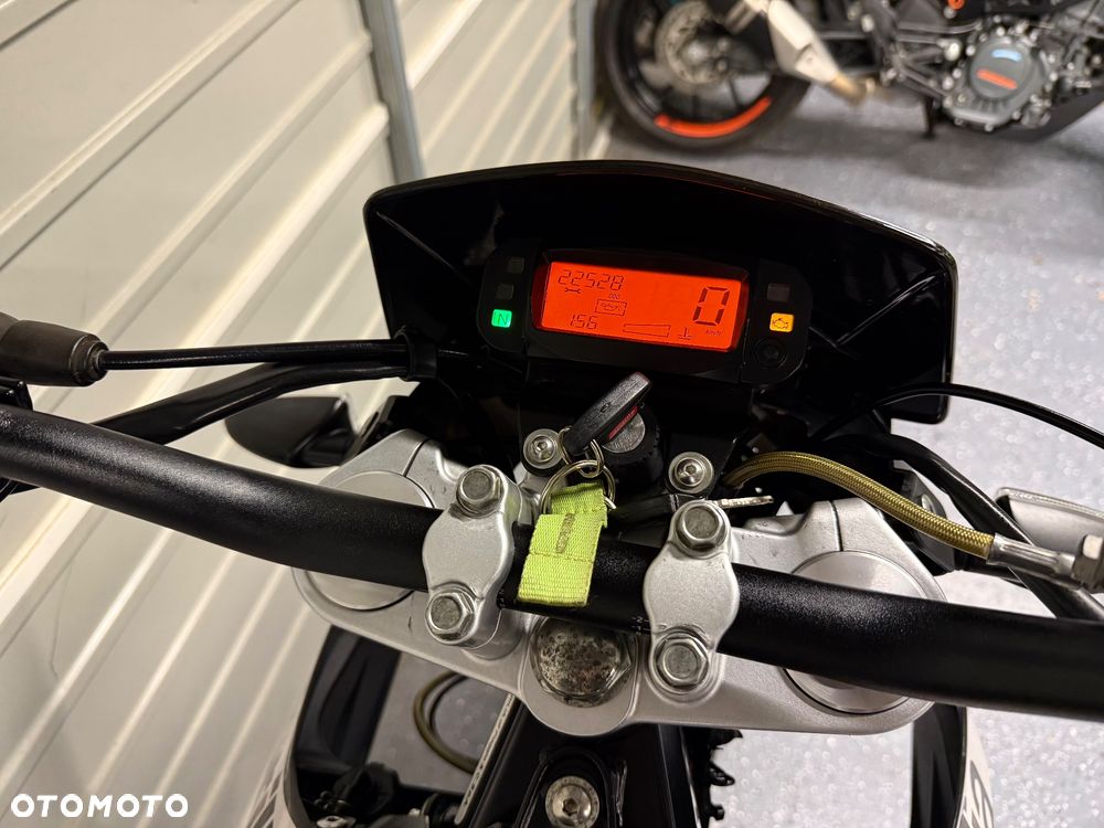 Aprilia SX - 7