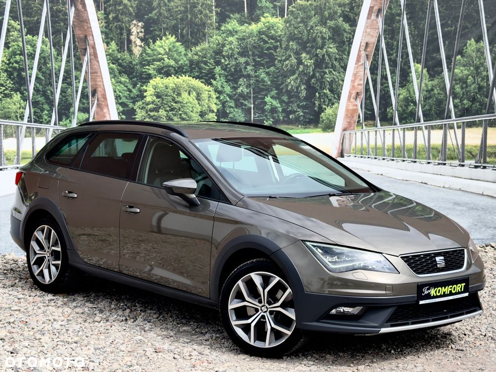 Seat Leon Sportstourer 2.0 TDI Start&Stop 4Drive DSG X-Perience - 4